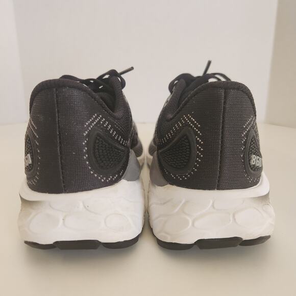 New Balance Women's W860V13 Running Shoe, Black/White/Castlerock, 7 - Picture 5 of 8